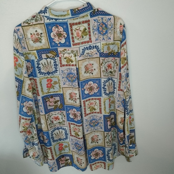Womens Rose & Olive Blue/White Tile Pattern Print Blouse Size L Boho Cottagecore - Picture 2 of 5